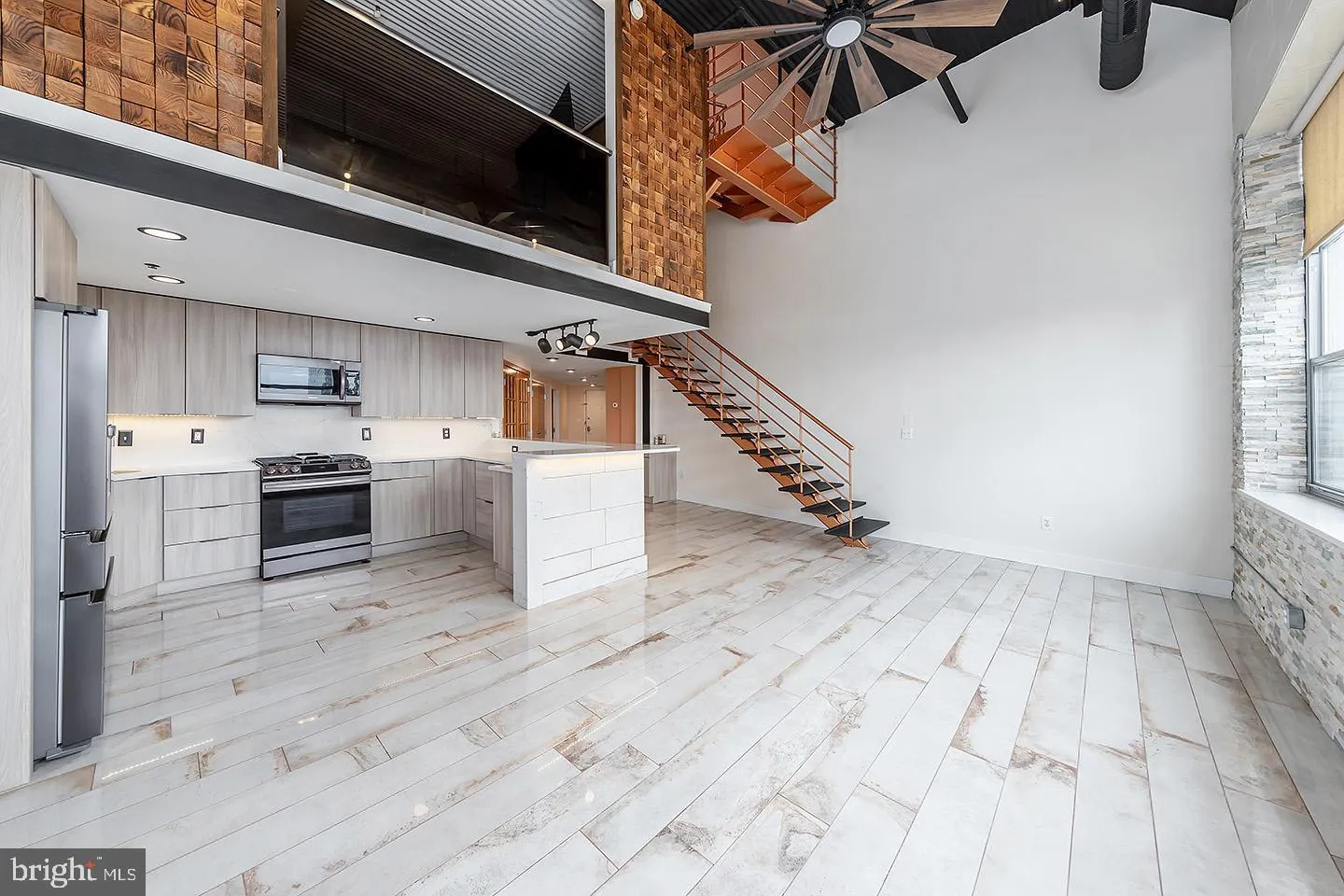 Philadelphia, Pennsylvania 19103, United States, 2 Bedrooms Bedrooms, ,2 BathroomsBathrooms,Residential,Pending,79897