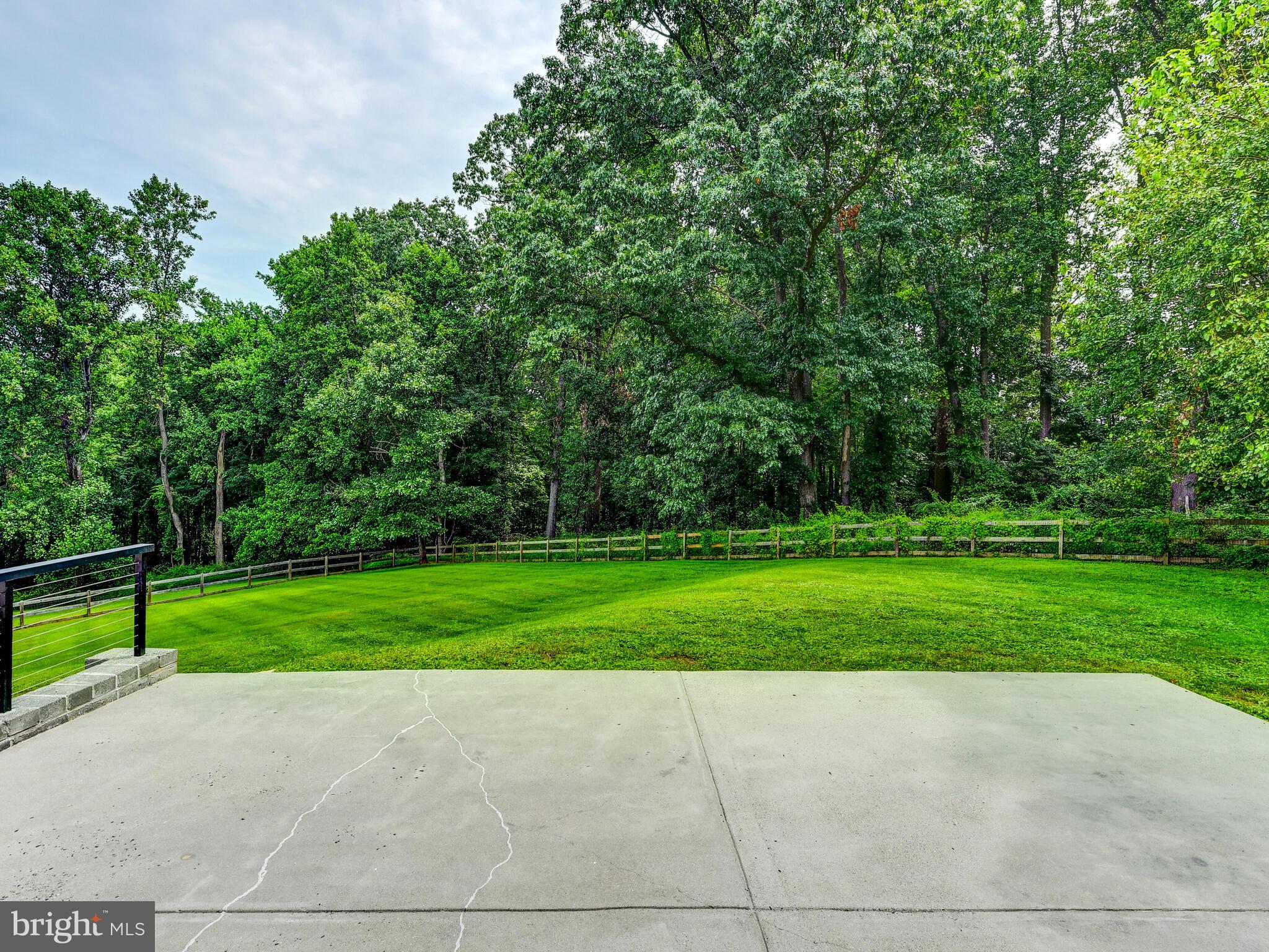 VALLEY HILLS - Residential