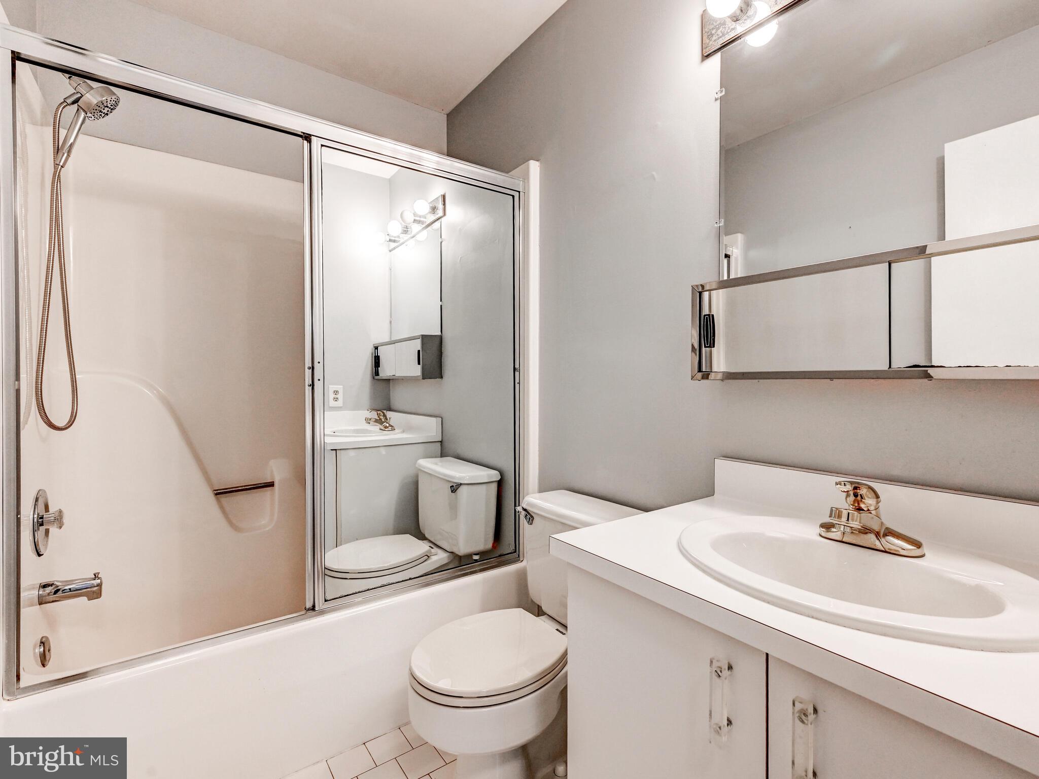 VALLEY HILLS - Residential