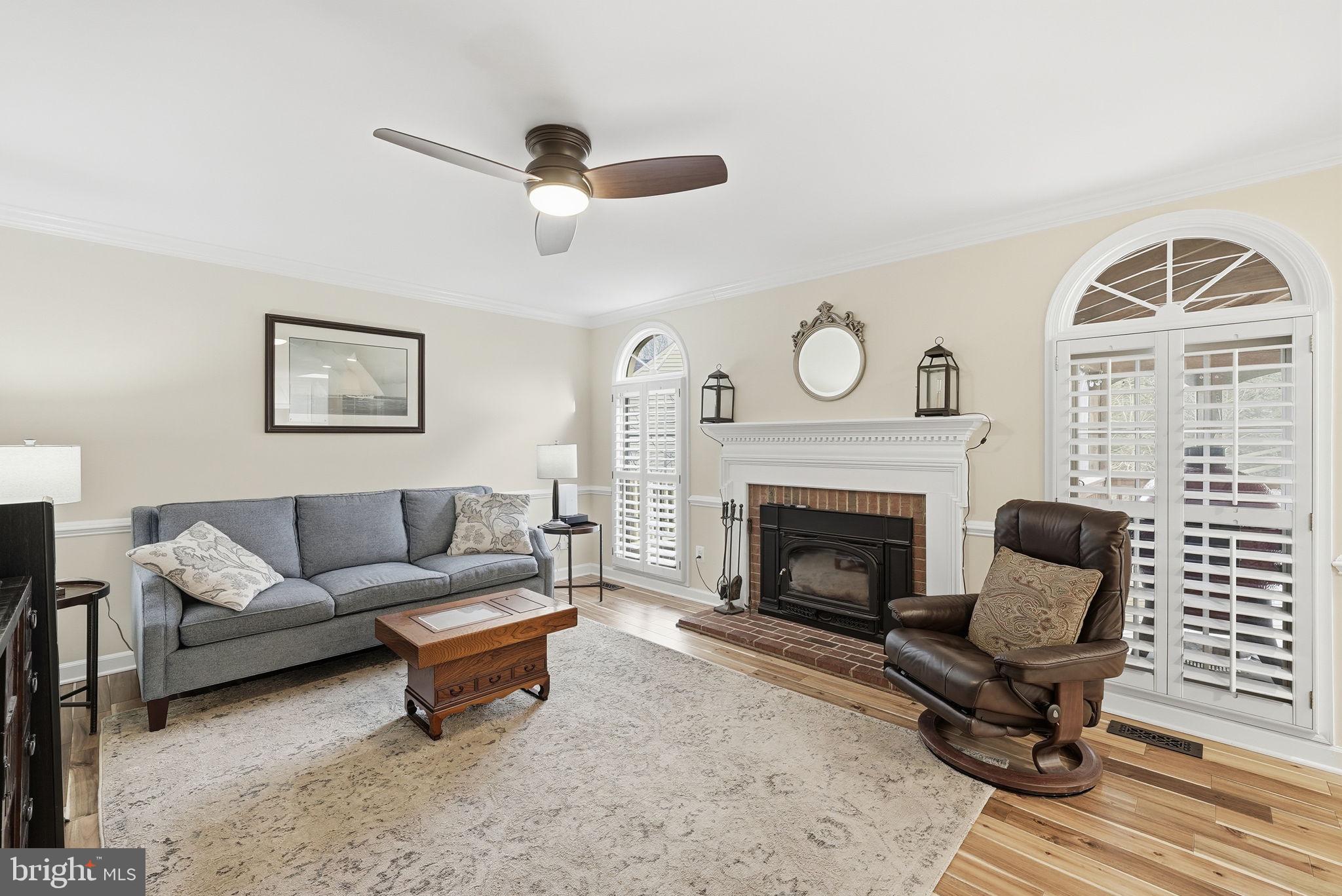 FAIRFAX STATION EAST - Residential