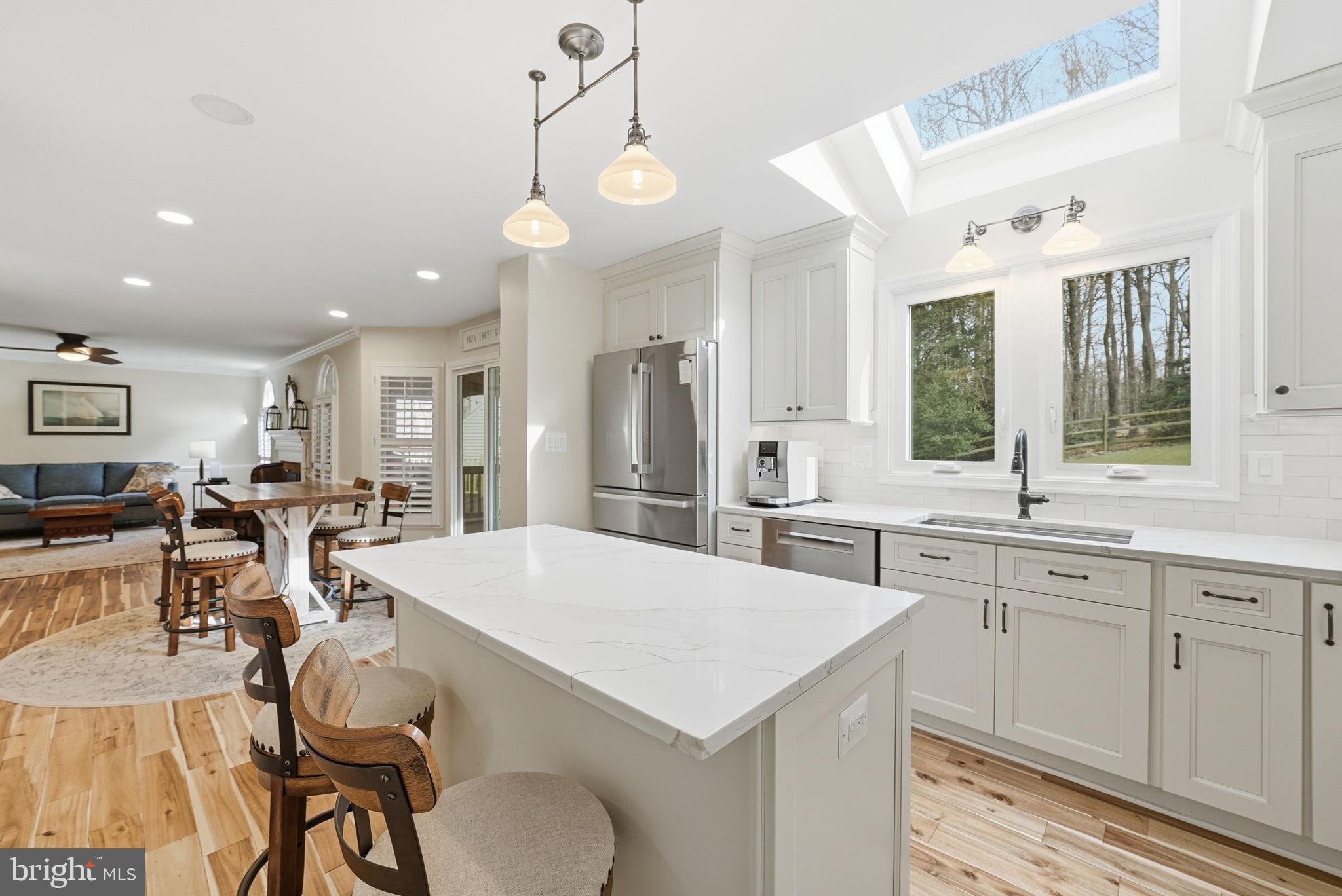 FAIRFAX STATION EAST - Residential