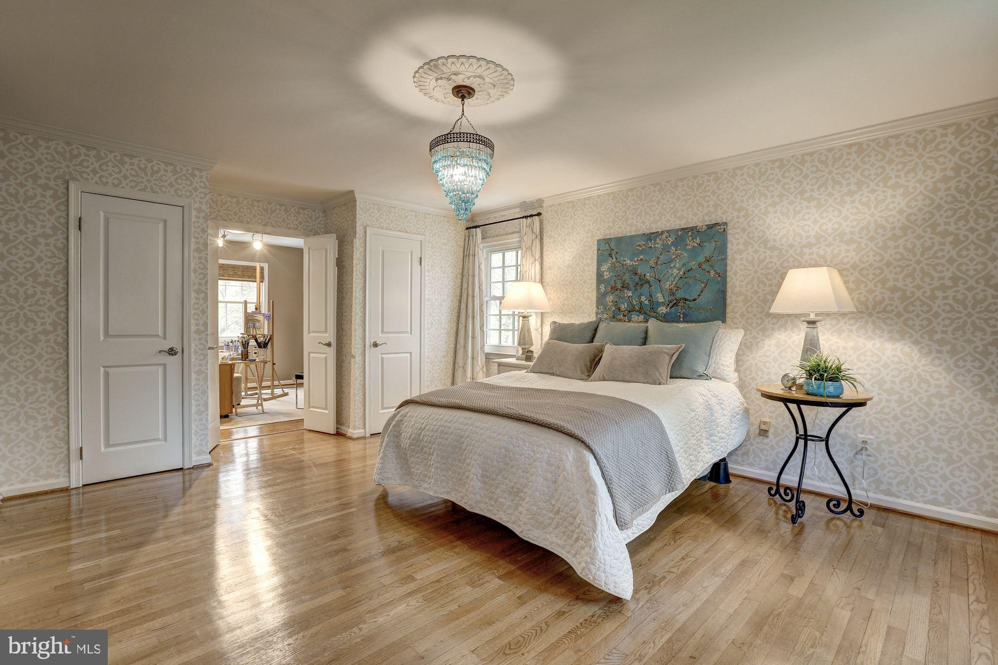 COUNTRY PLACE - Residential