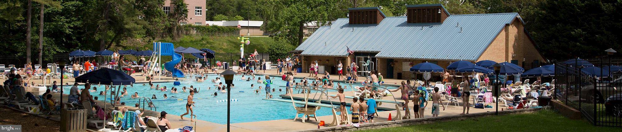 COUNTRY PLACE - Residential