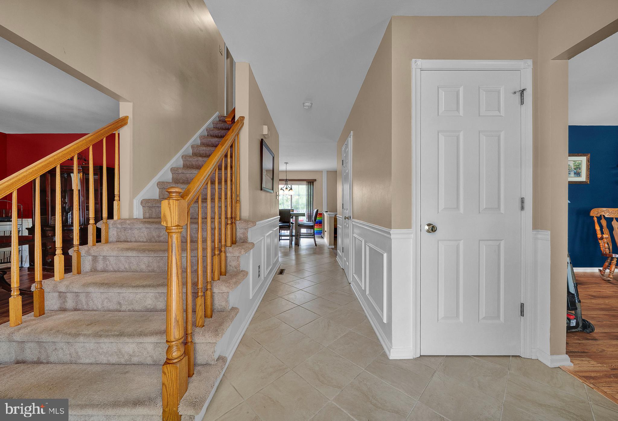 1005 DORCHESTER LANE