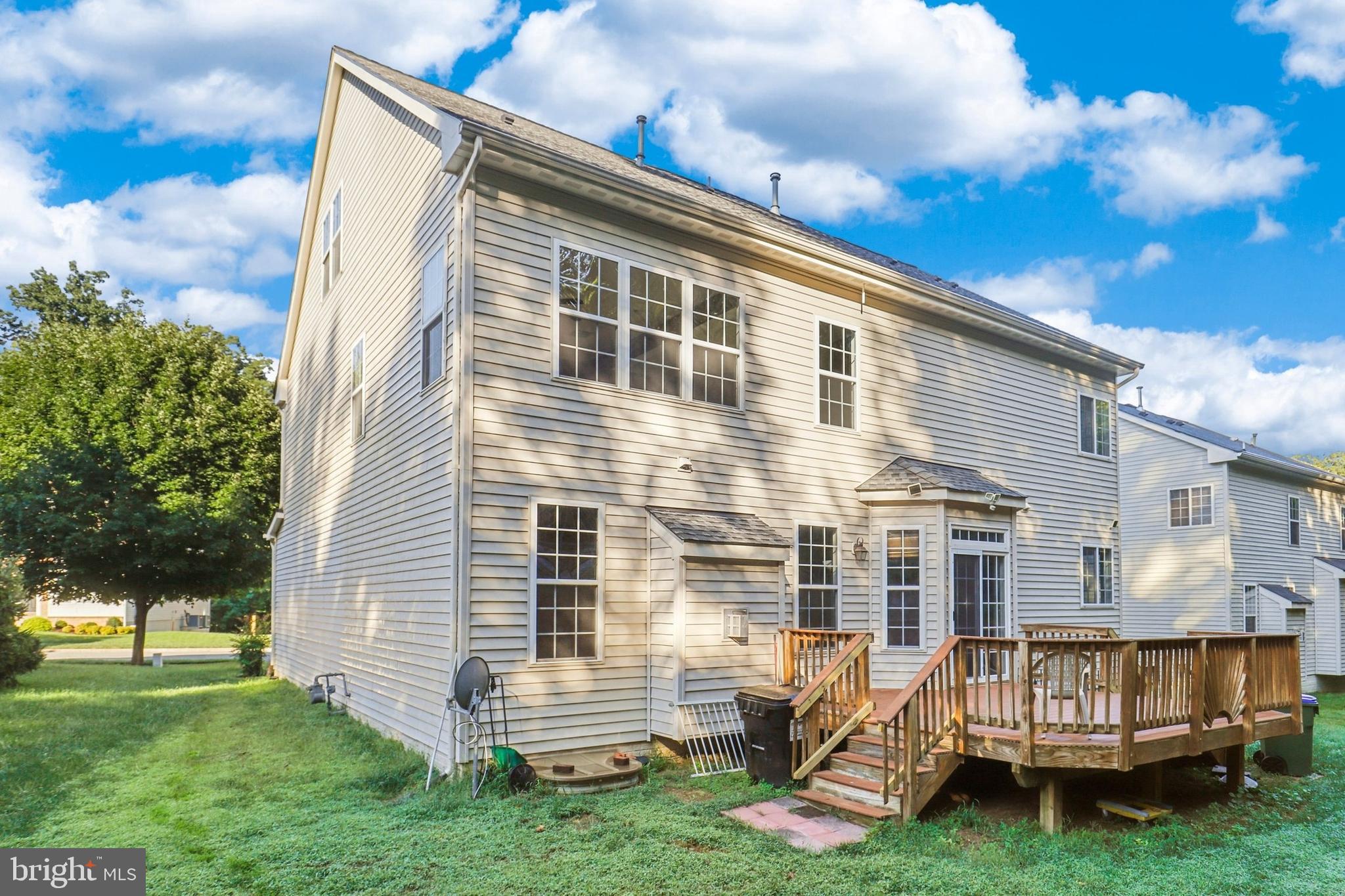 COLES RUN MANOR - Residential