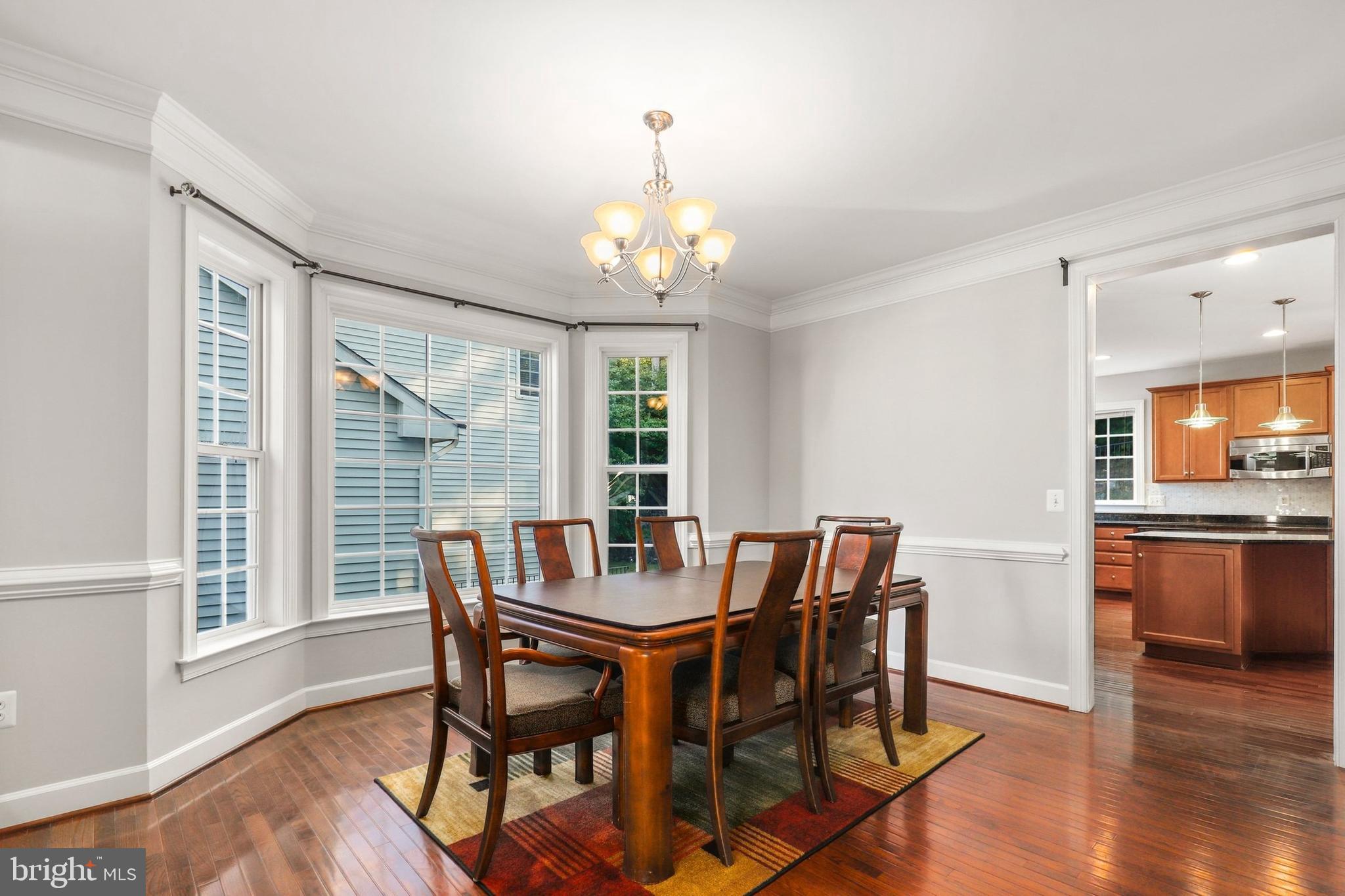 COLES RUN MANOR - Residential