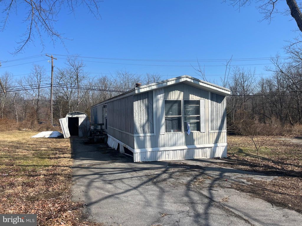 Photo of 7 Aspen Ln, CARLISLE, PA 17015 (MLS # PACB2051088)