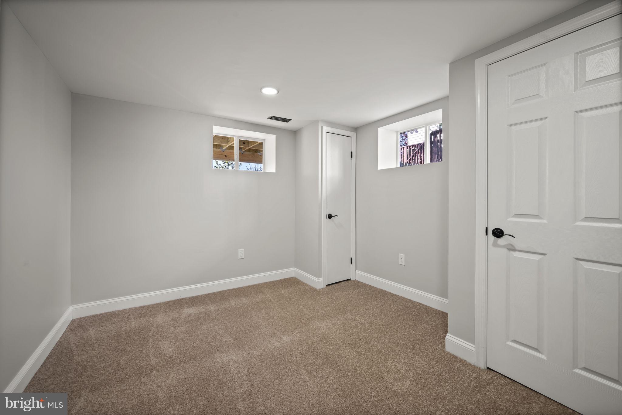 PARKVILLE - Residential