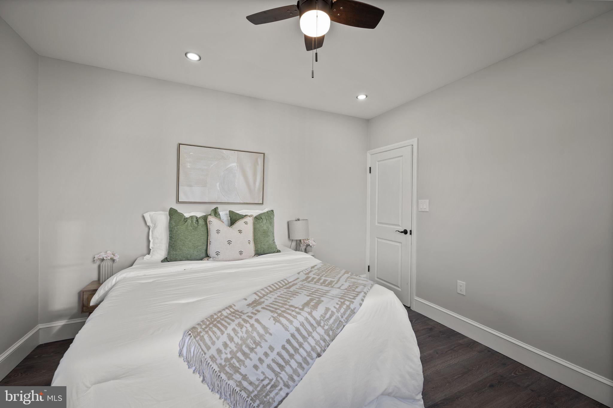 PARKVILLE - Residential