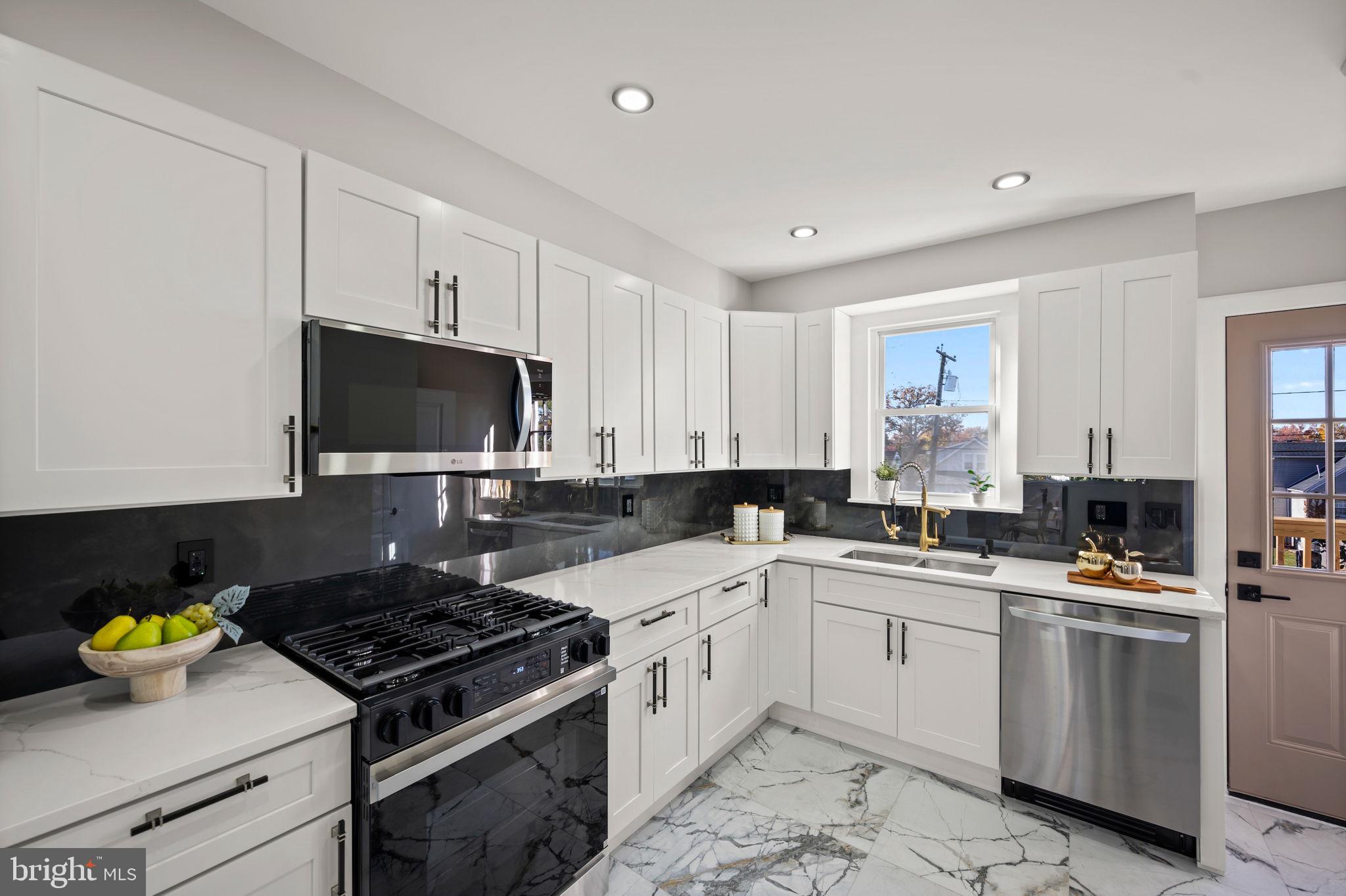 PARKVILLE - Residential