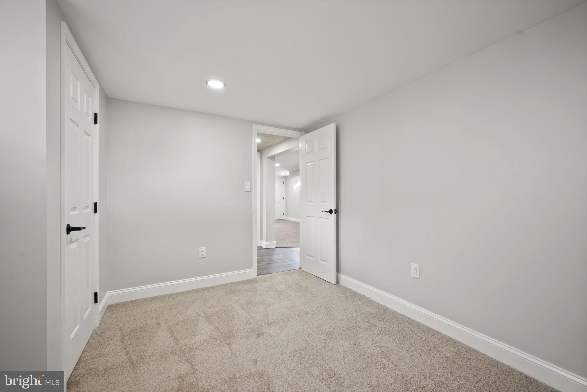 PARKVILLE - Residential