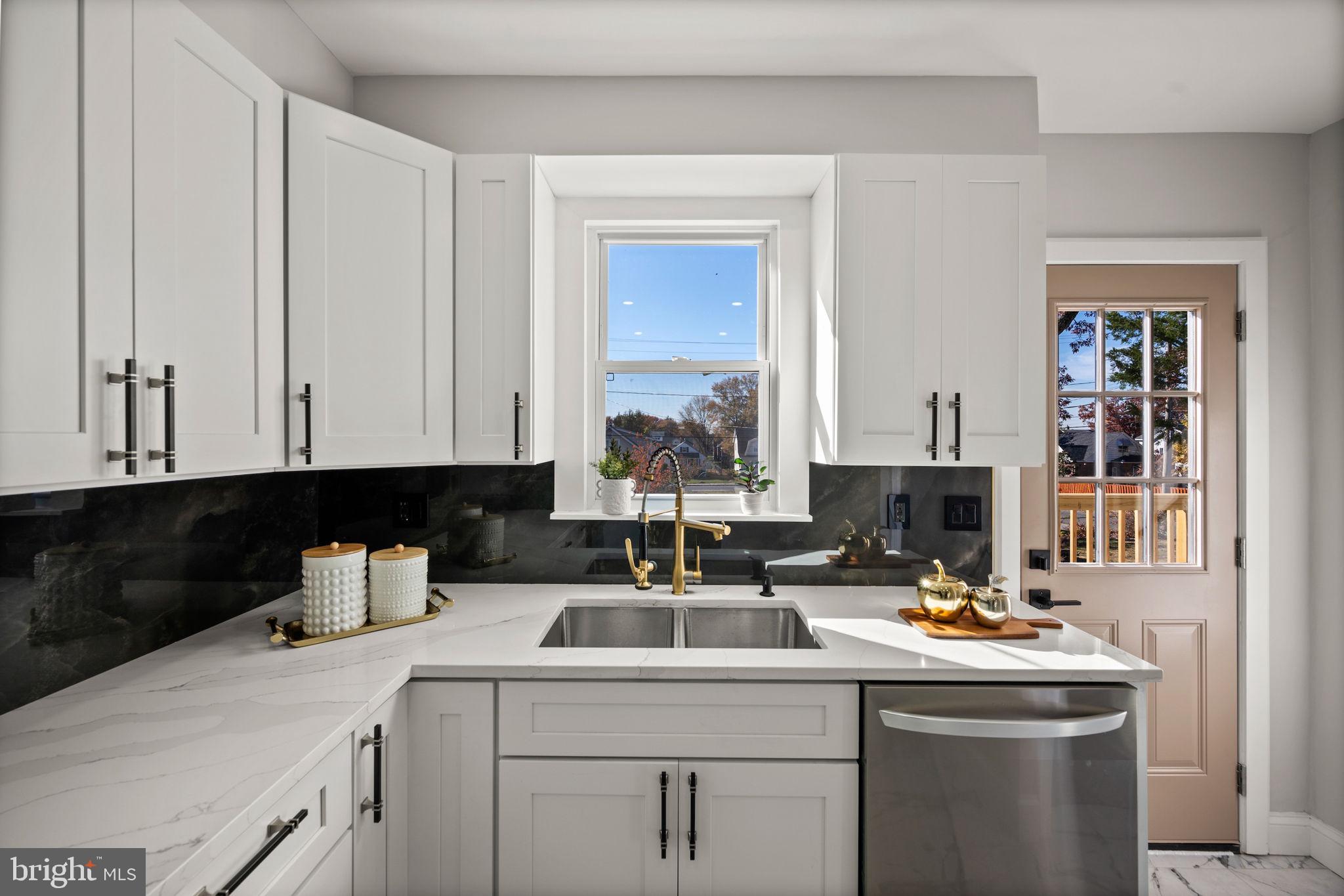 PARKVILLE - Residential