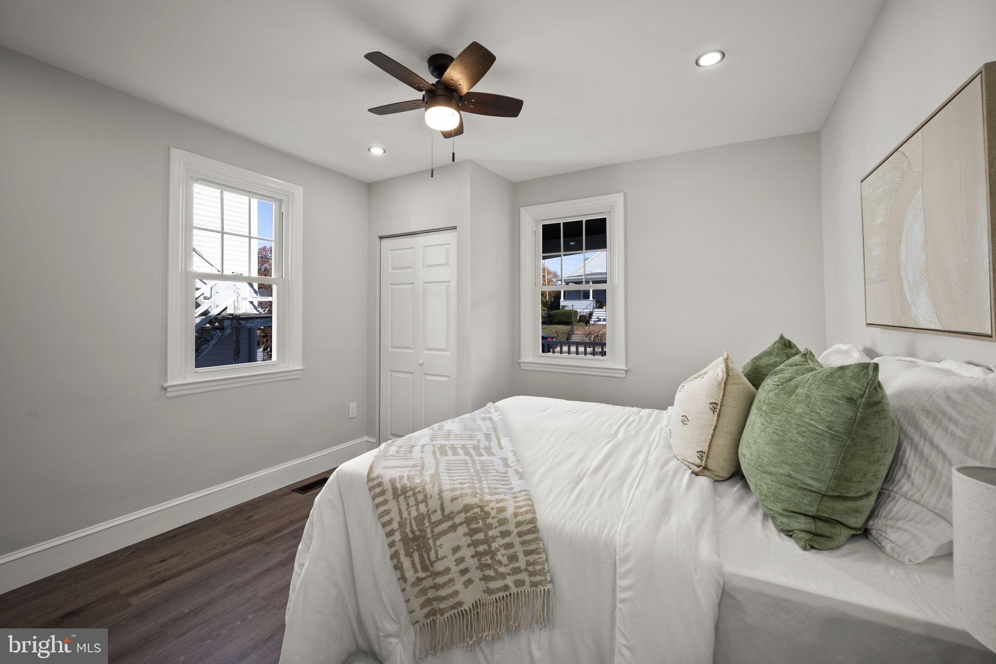 PARKVILLE - Residential