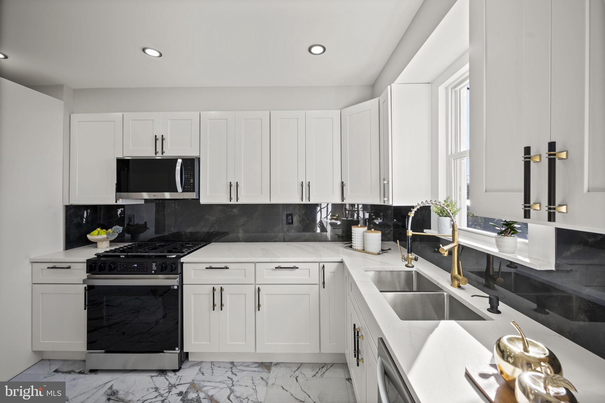 PARKVILLE - Residential