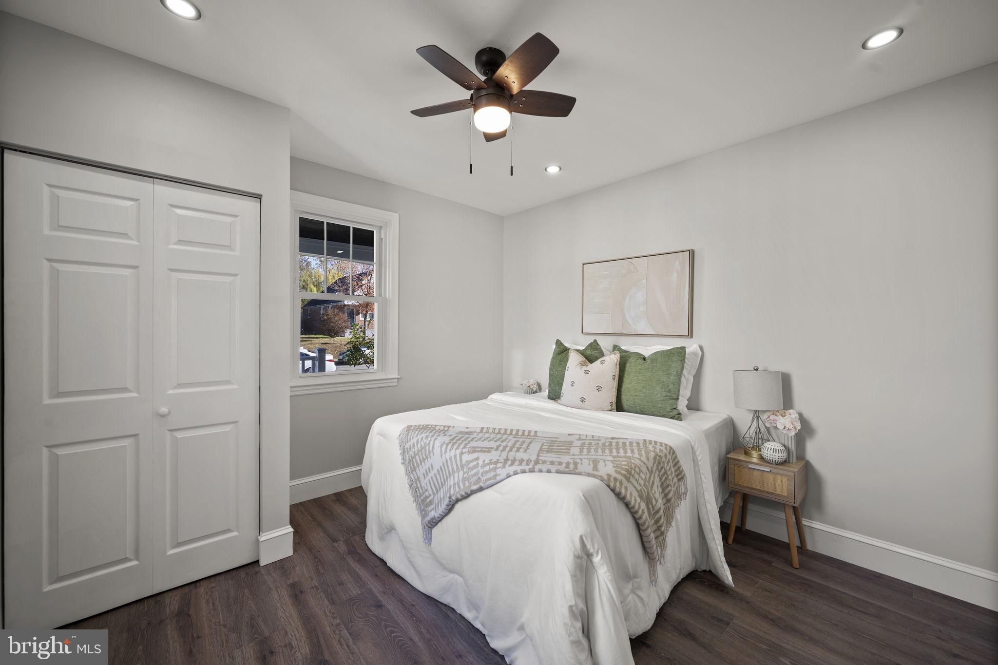 PARKVILLE - Residential