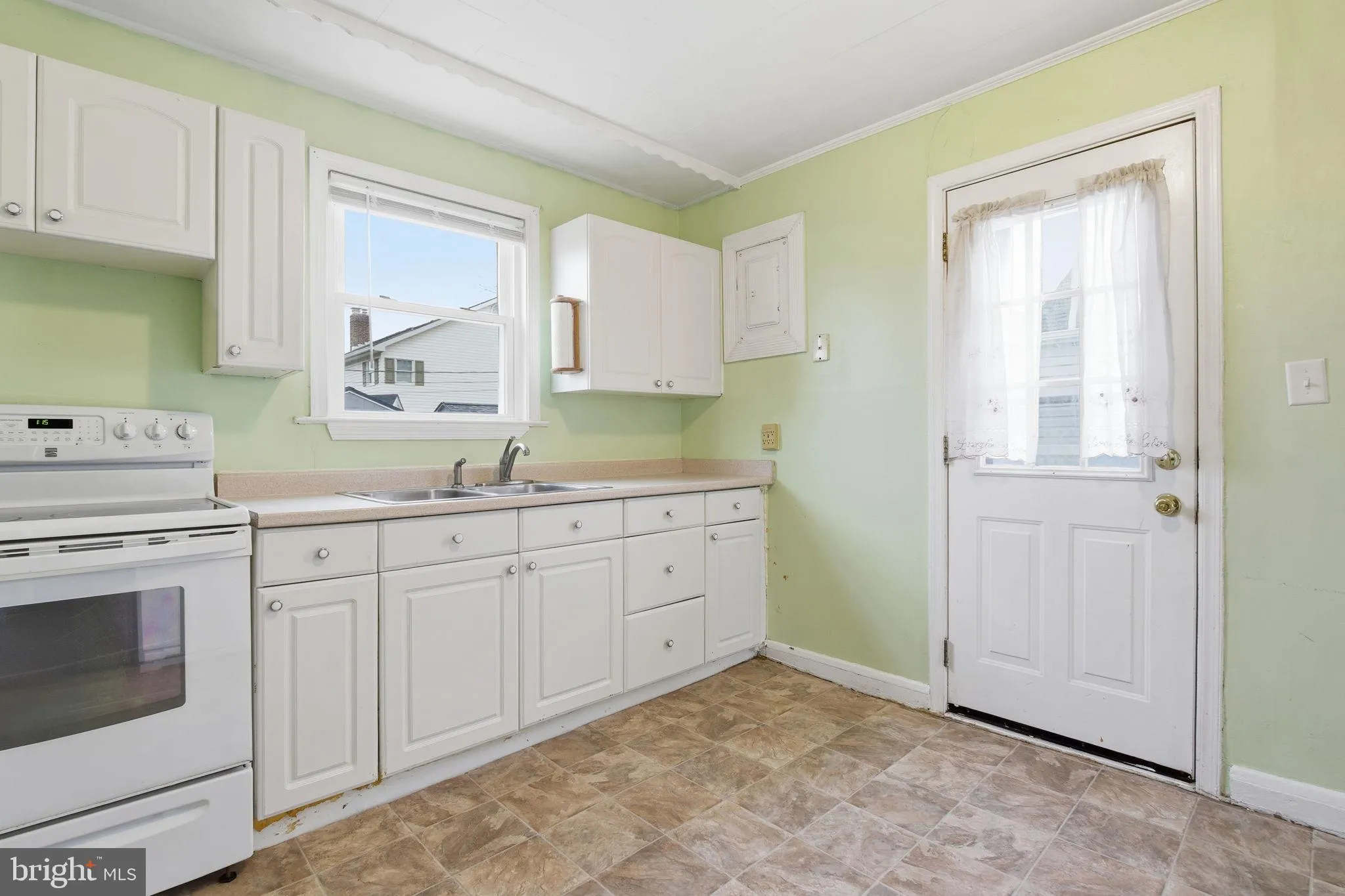 Baltimore, Maryland 21222, United States, 3 Bedrooms Bedrooms, ,1 BathroomBathrooms,Residential,Coming Soon,247106