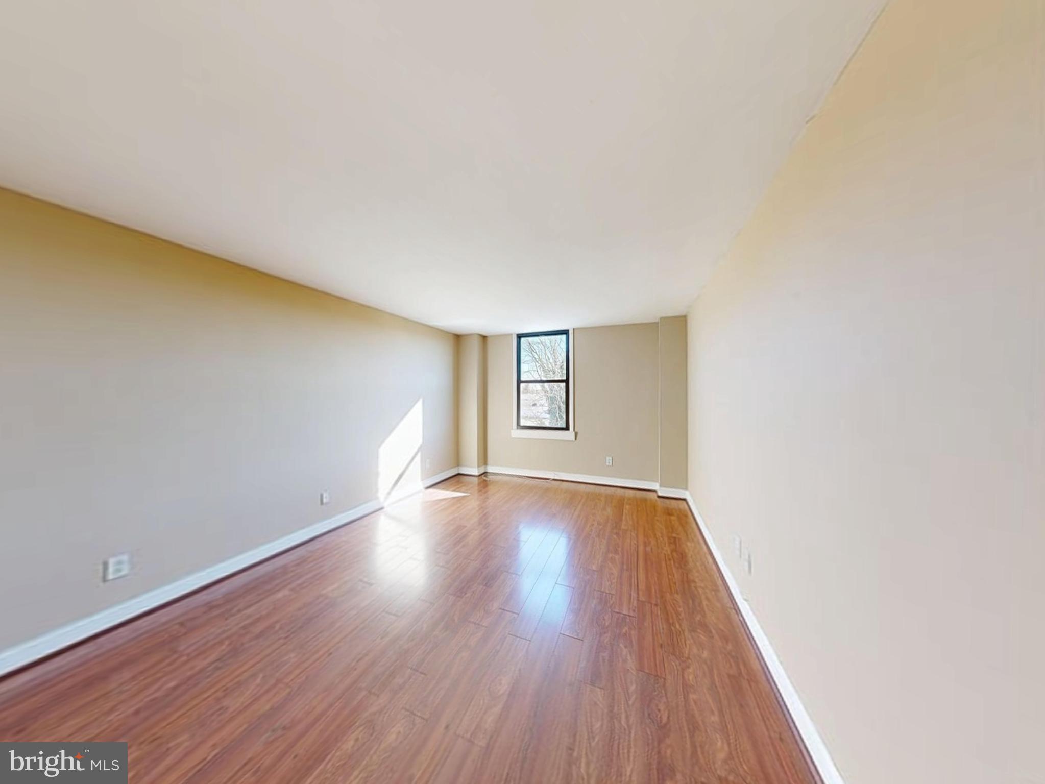 FORTY SIX HUNDRED - Residential