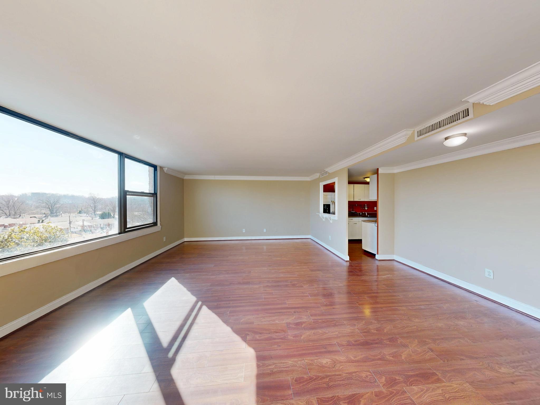 FORTY SIX HUNDRED - Residential