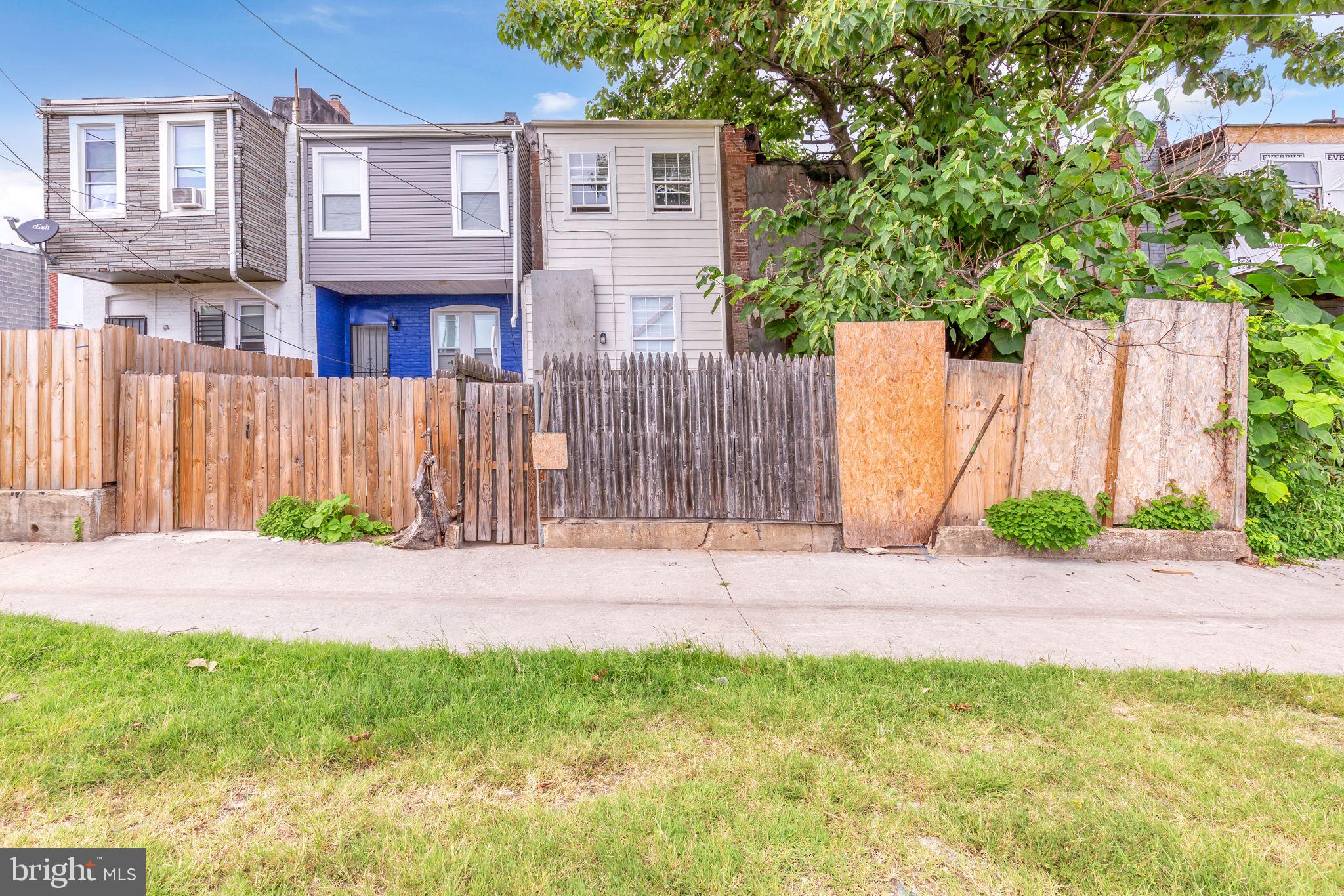 MILTON-MONTFORD - Residential