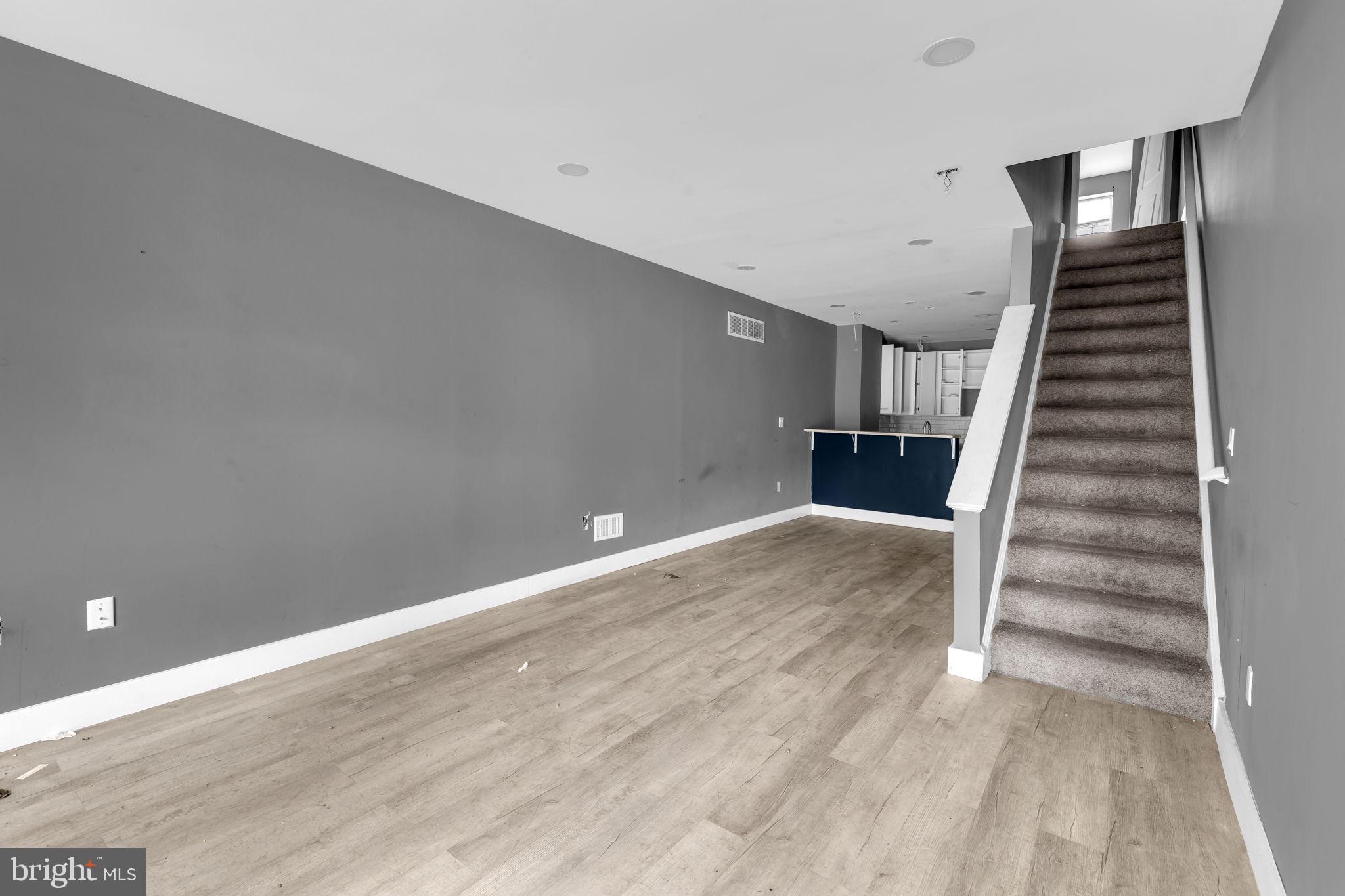 MILTON-MONTFORD - Residential