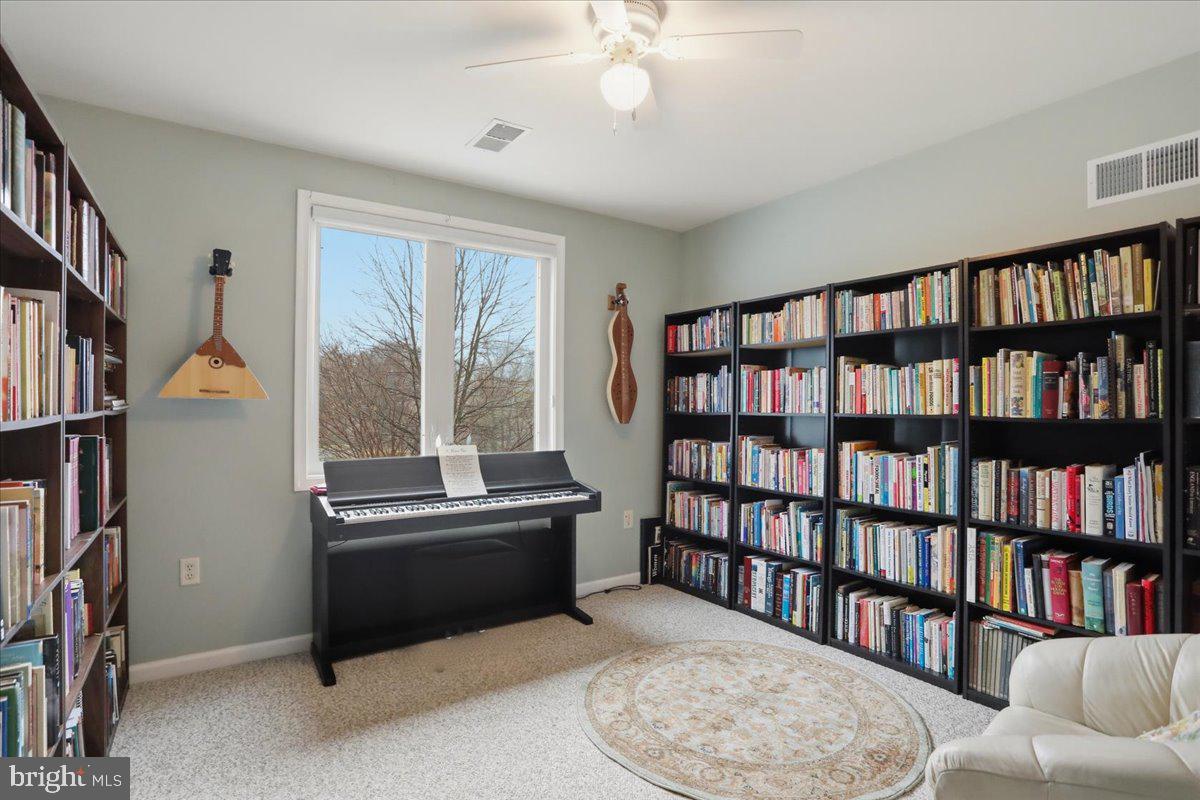 THE WOODS - Residential