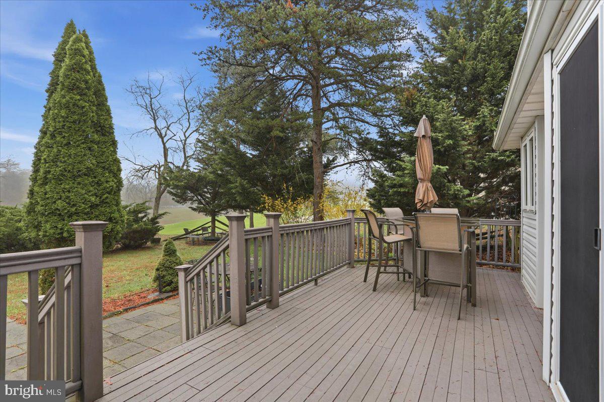 THE WOODS - Residential