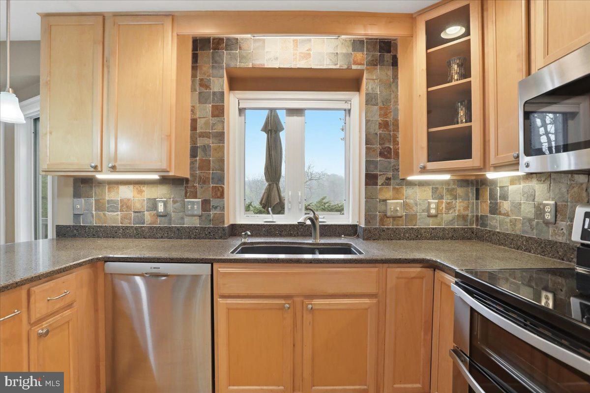 THE WOODS - Residential