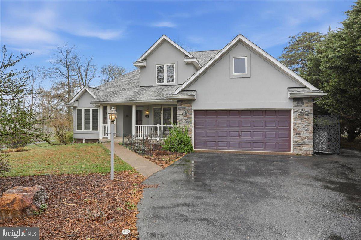 THE WOODS - Residential