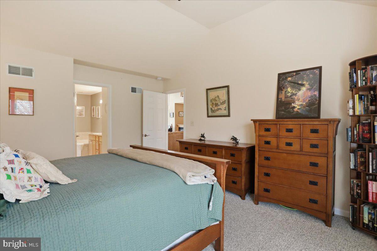 THE WOODS - Residential