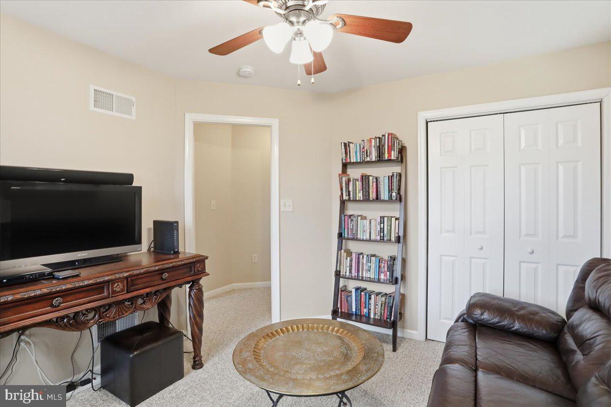 THE WOODS - Residential