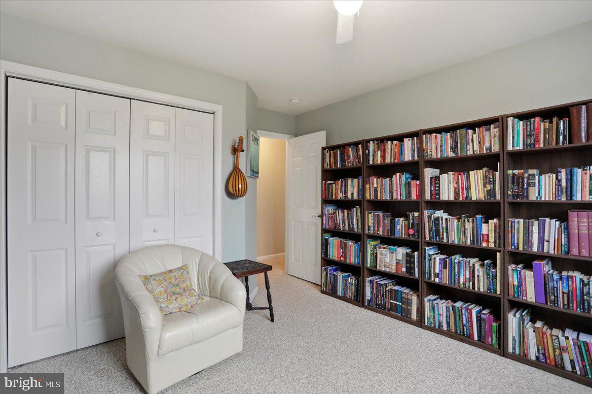 THE WOODS - Residential