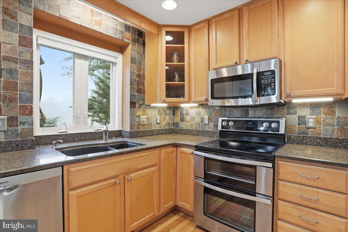 THE WOODS - Residential