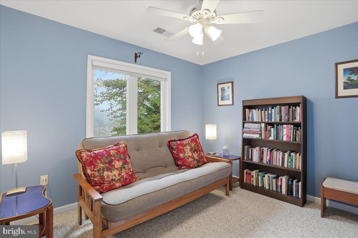 THE WOODS - Residential