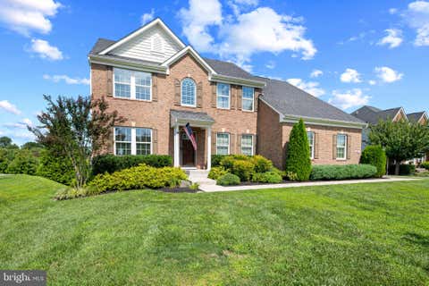 Homes For Sale - 18317 Chelsea Knolls Drive<br/> MOUNT AIRY, MD 21771