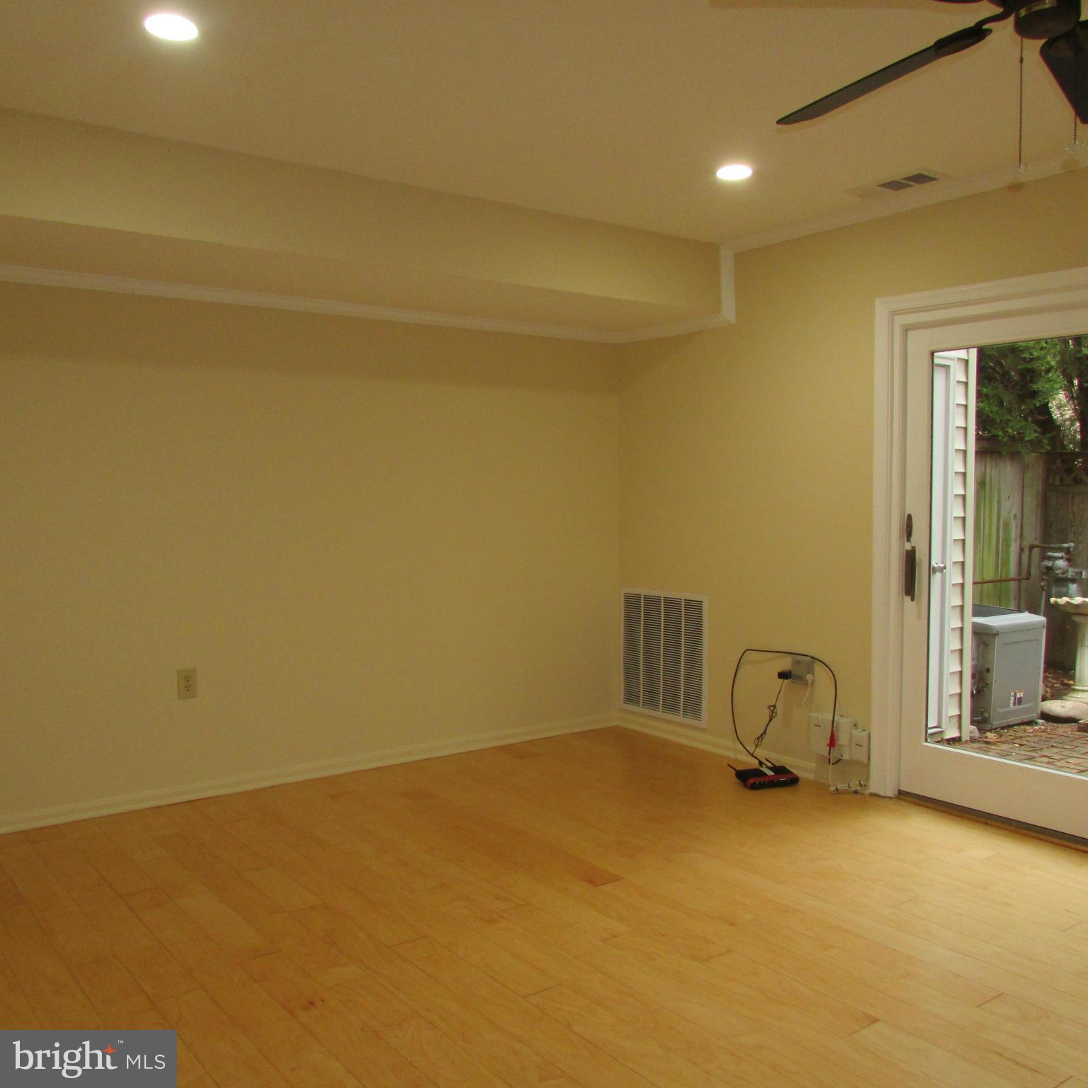 REGENT SQUARE - Residential