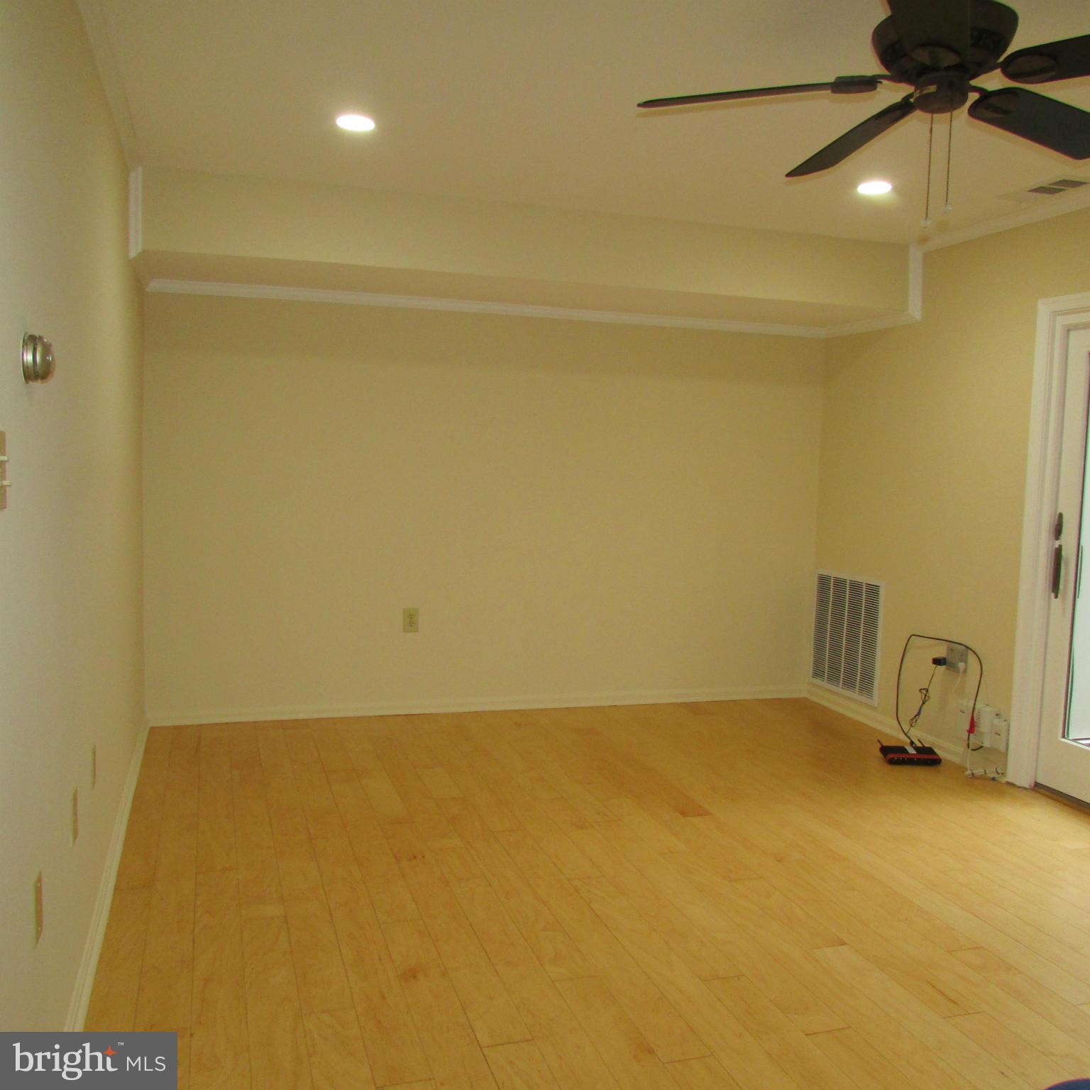 REGENT SQUARE - Residential