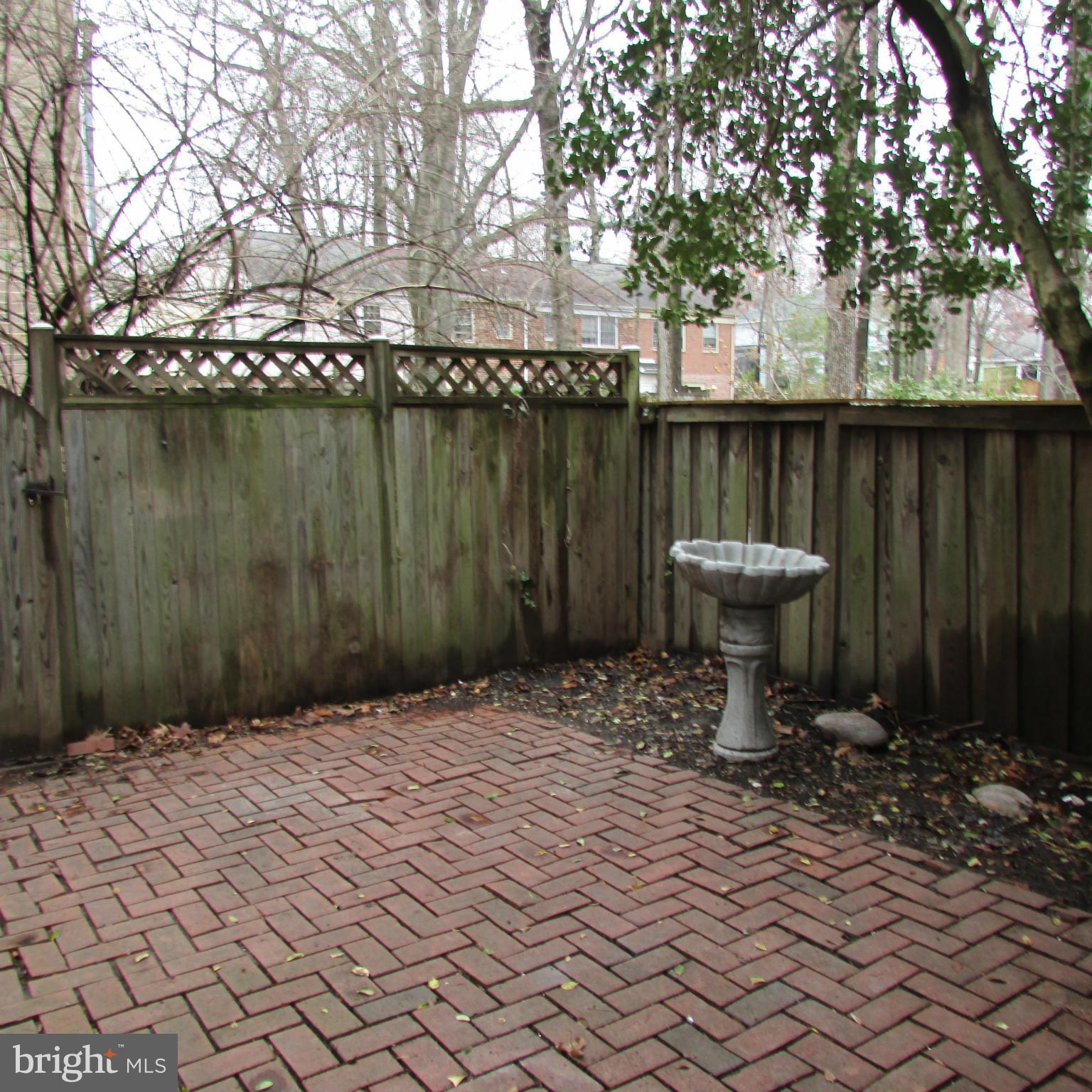 REGENT SQUARE - Residential