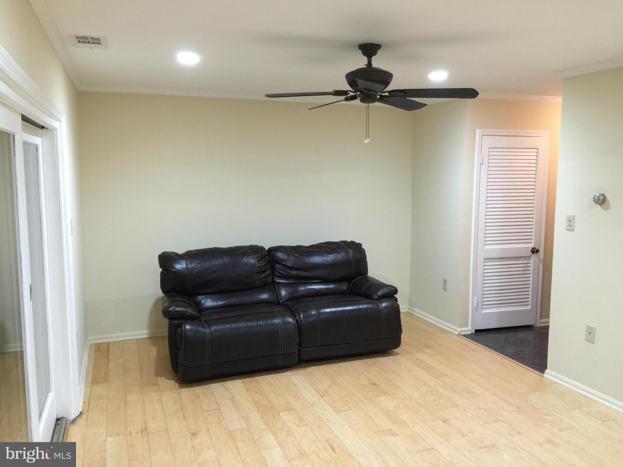 REGENT SQUARE - Residential