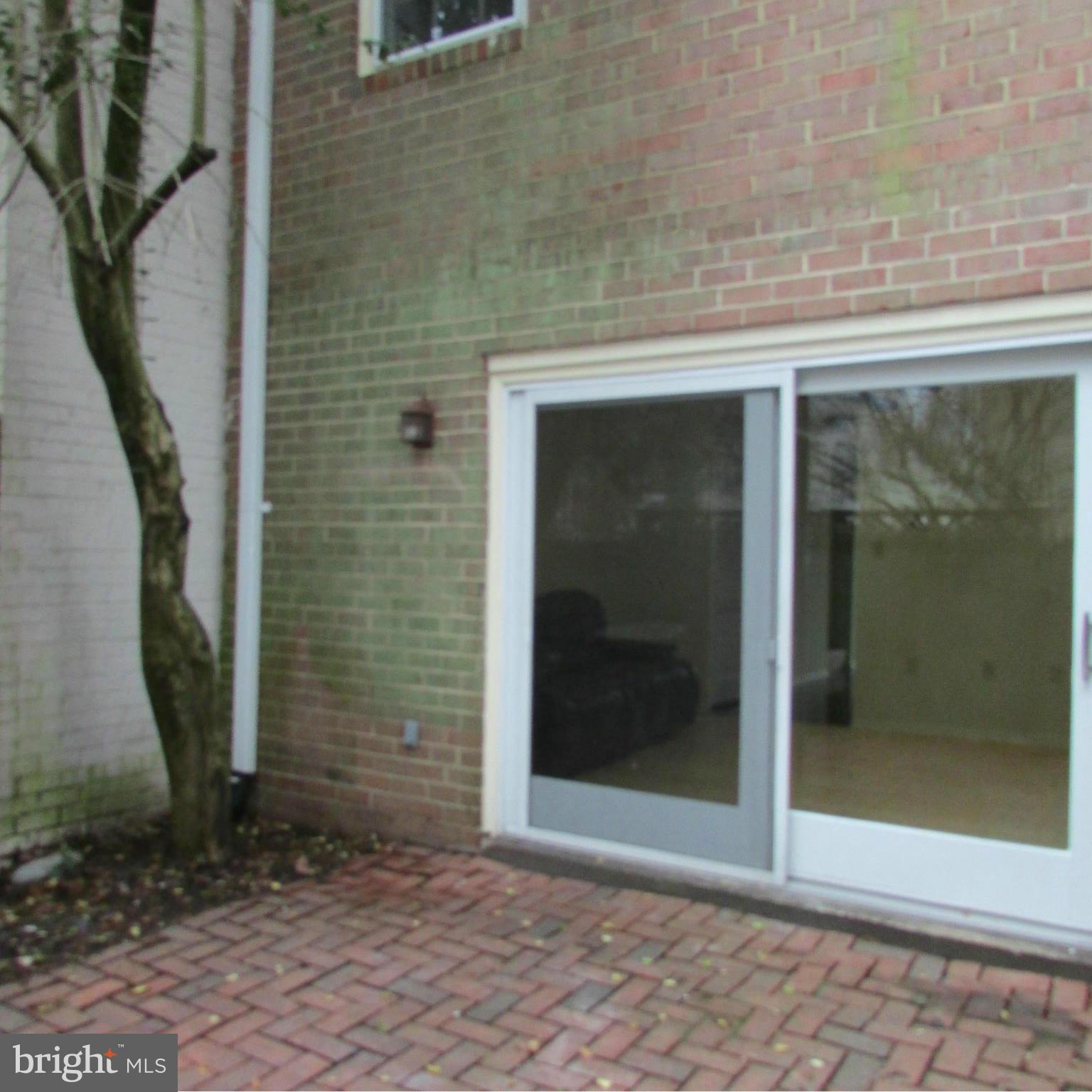 REGENT SQUARE - Residential