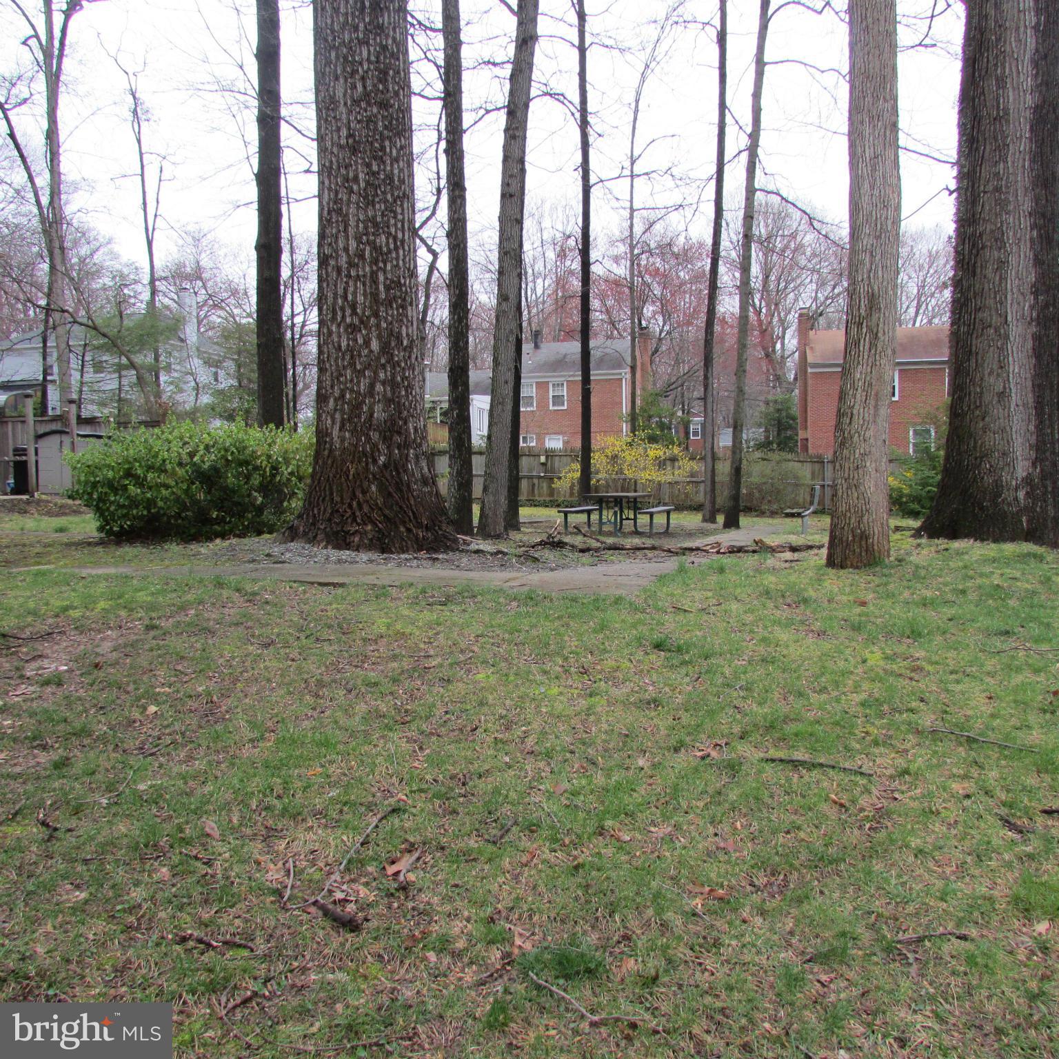 REGENT SQUARE - Residential