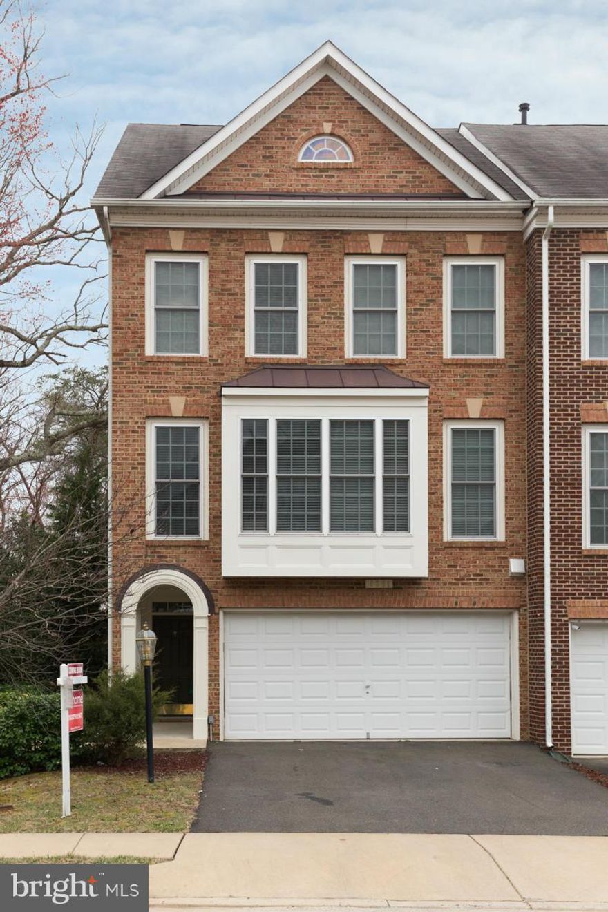 Beautiful End Unit with breathtaking water views.  Shows like a brand new model.  Very large 3 Bedrooms, 3 Full Baths Luxury living.  Comfortable lower level family with cozy FP and walkout to waterview Patio.  Best End Unit in Forest Park!