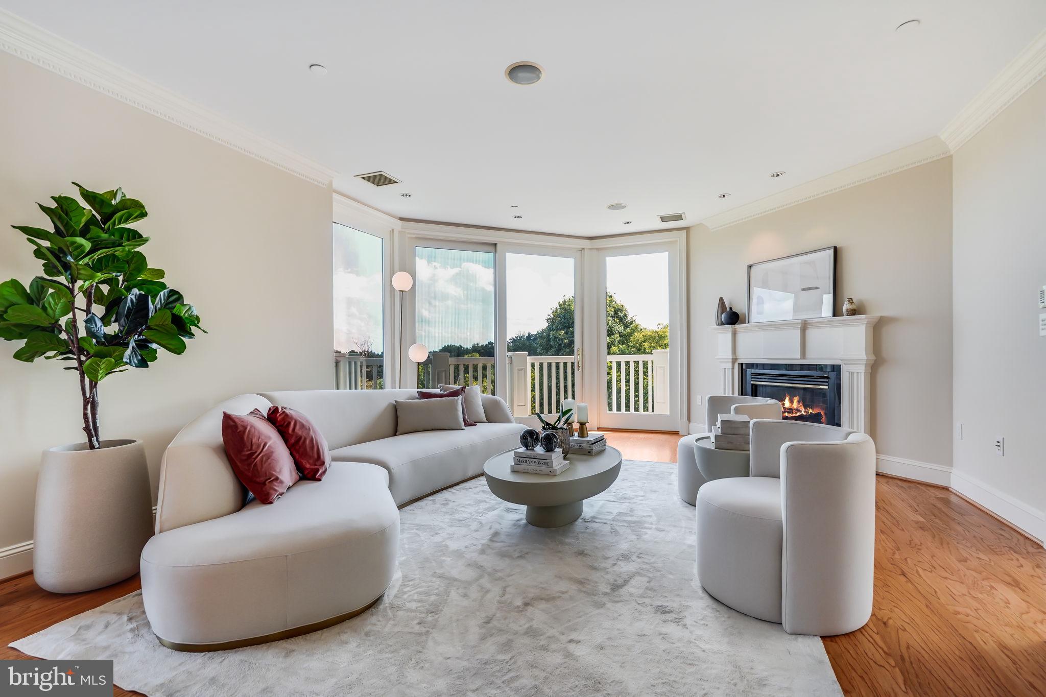 MEMORIAL OVERLOOK - Residential