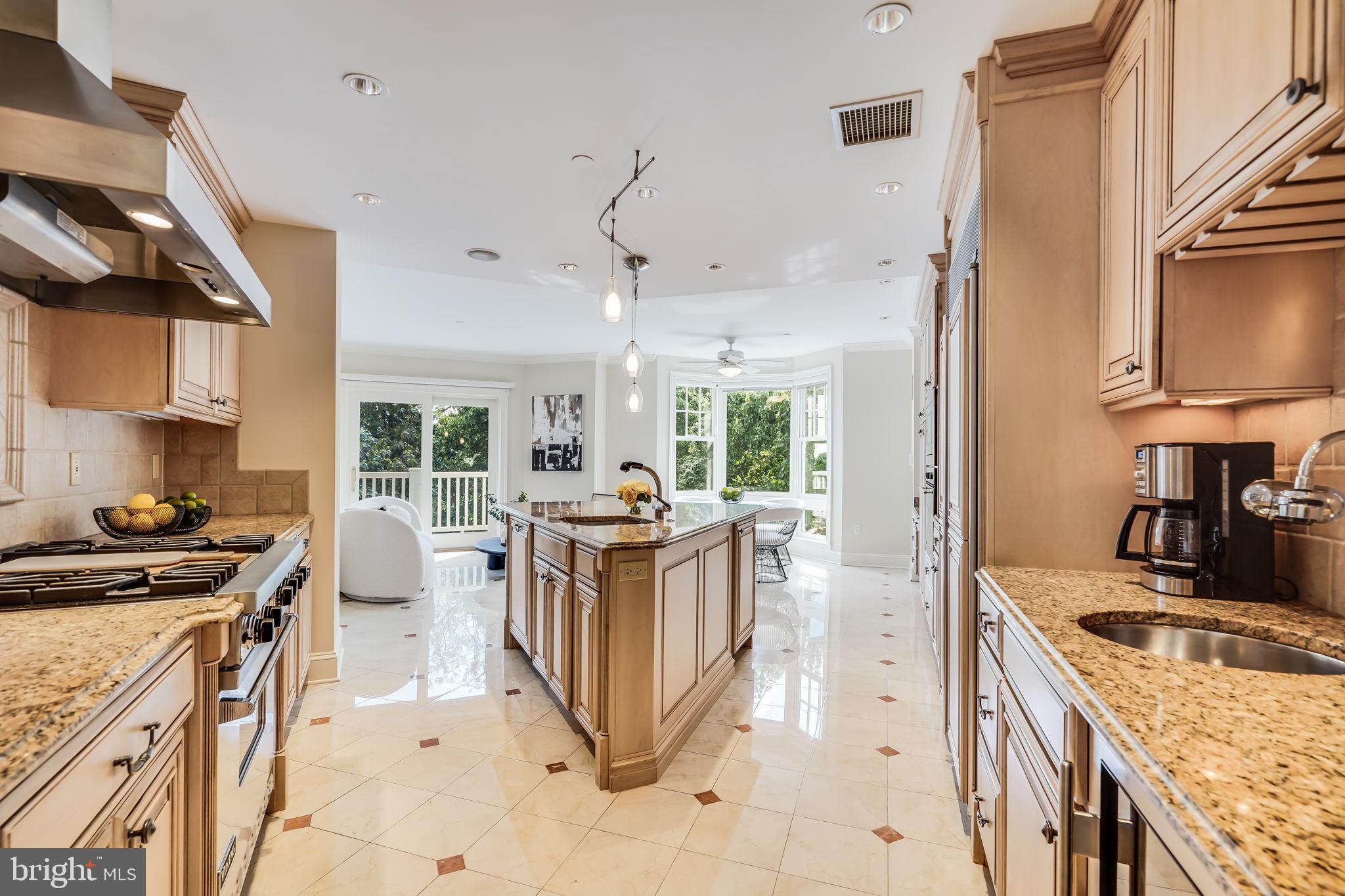 MEMORIAL OVERLOOK - Residential