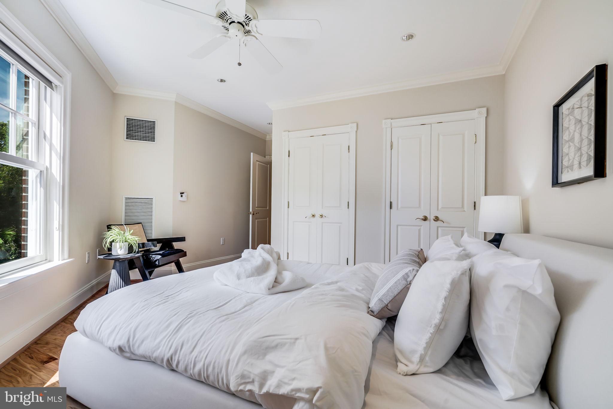 MEMORIAL OVERLOOK - Residential