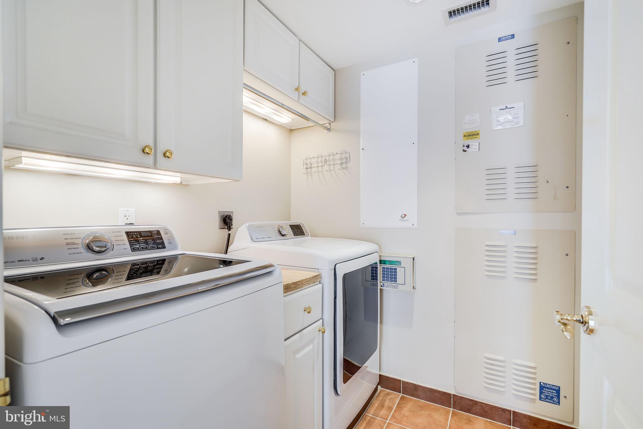 MEMORIAL OVERLOOK - Residential