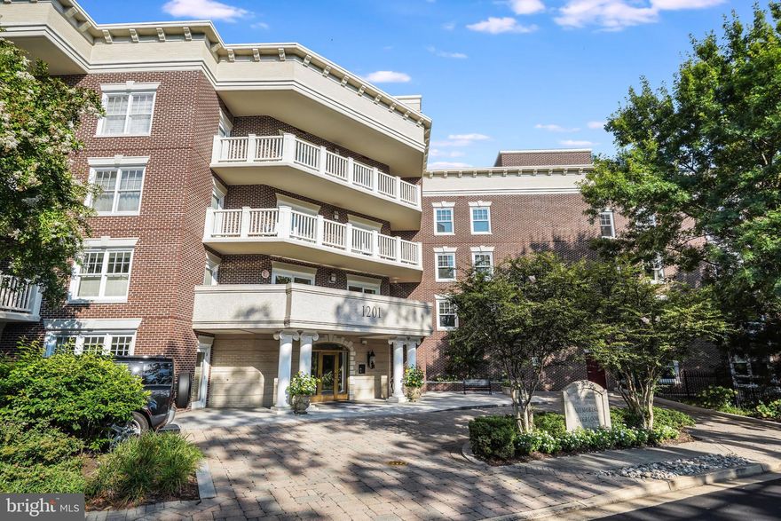 Luxurious Penthouse Condo located in the heart of Arlington. This exceptional residence offers breathtaking view panoramic views of the city skyline and the Potomac River. Featuring spacious open-concept living area's, high end finishes, and top of the line appliances. Enjoy the convenience of nearby shops dining, entertainment, and memorial's while indulging in the exclusivity and comfort of this prestigious penthouse.  Experience the pinnacle of urban living at its finest.