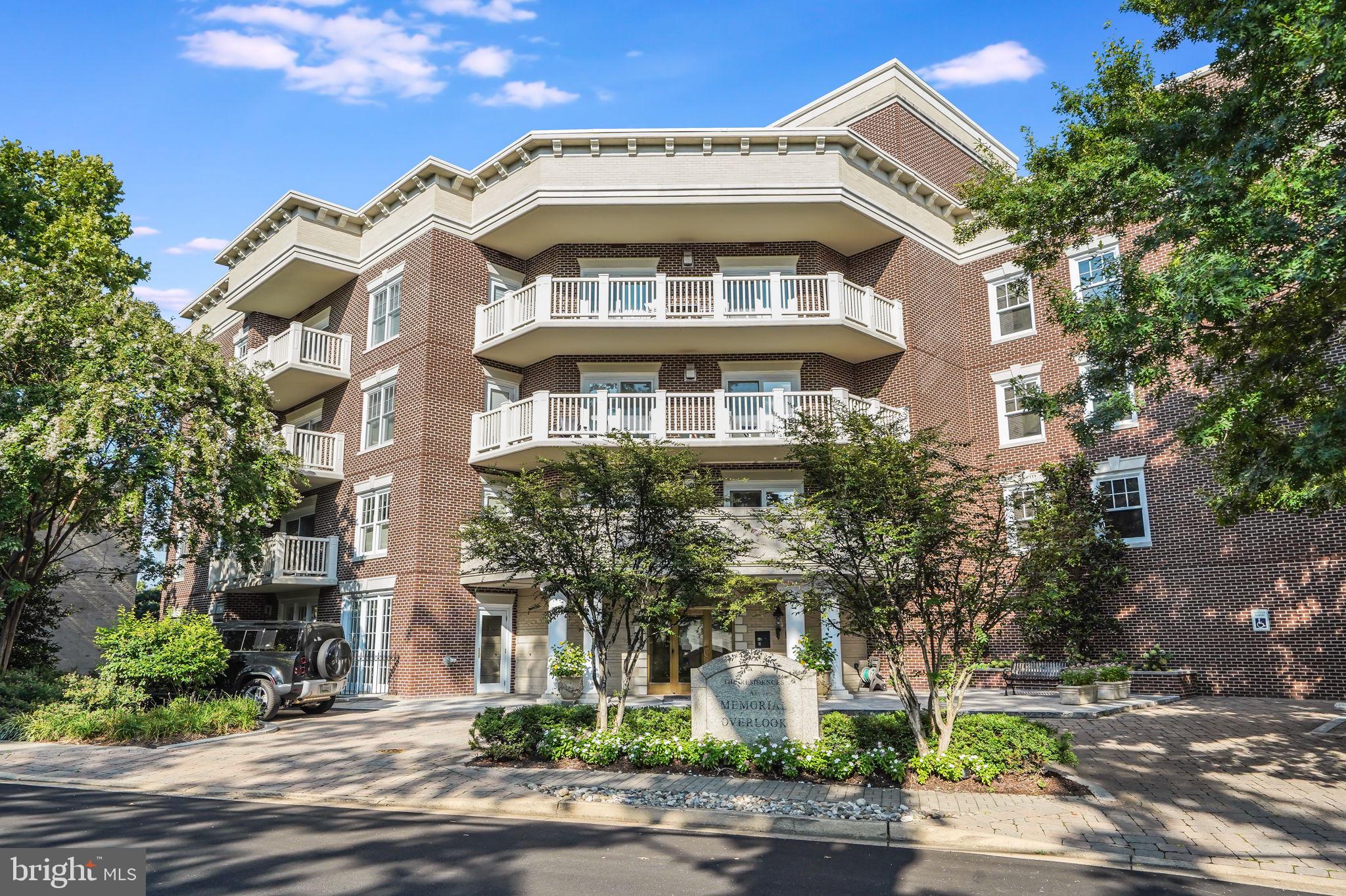 MEMORIAL OVERLOOK - Residential