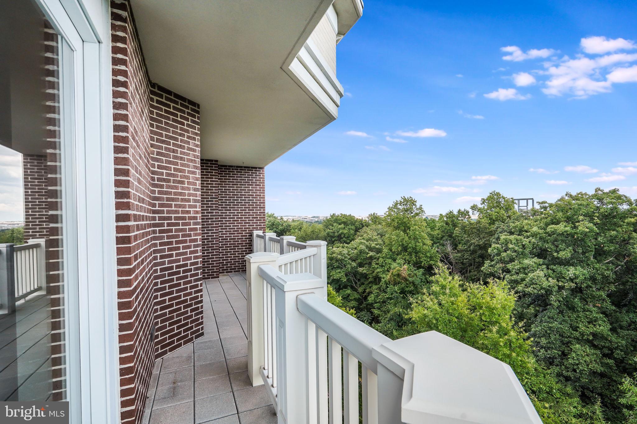 MEMORIAL OVERLOOK - Residential