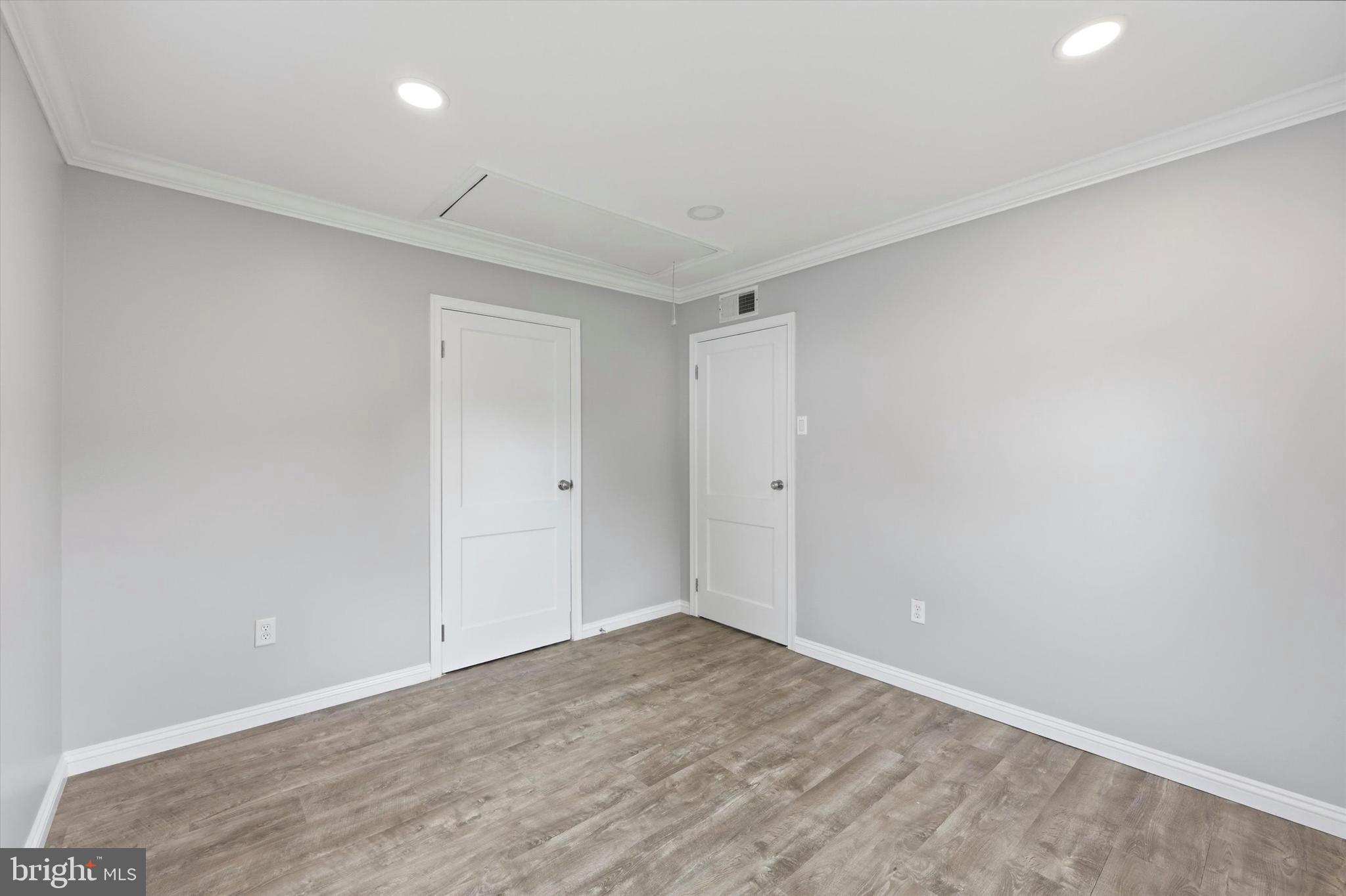 WILLOW PENN - Residential