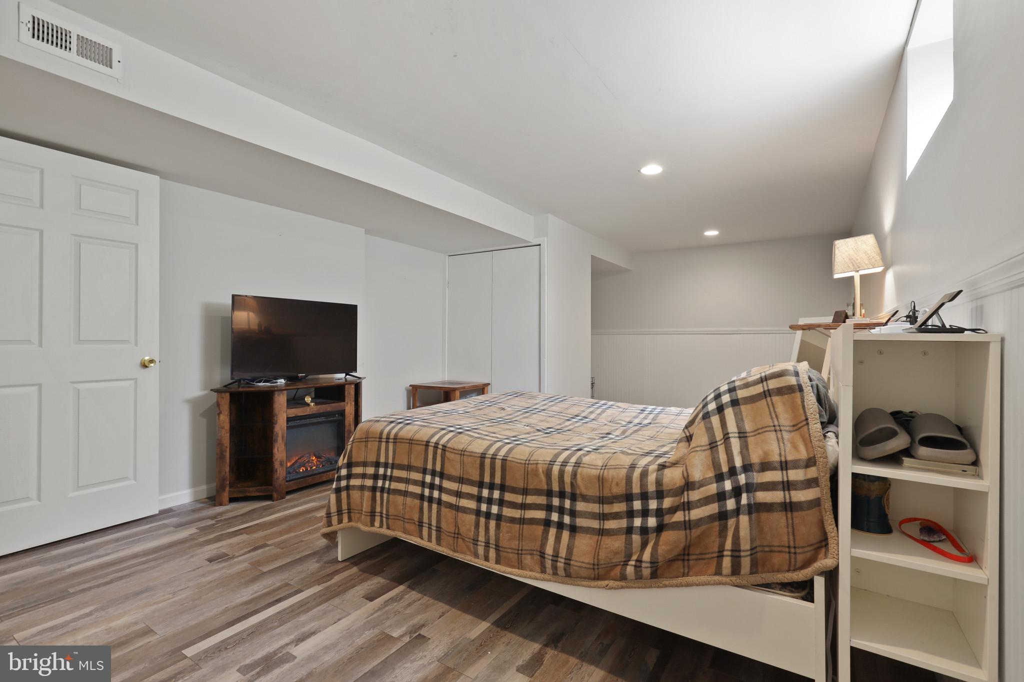 AIGBURTH - Residential